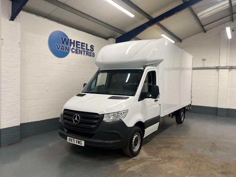 2021 Mercedes-Benz Sprinter 2.1 314 CDI Progressive RWD L3 Euro 6 (s/s) 2dr Luton Diesel Manual