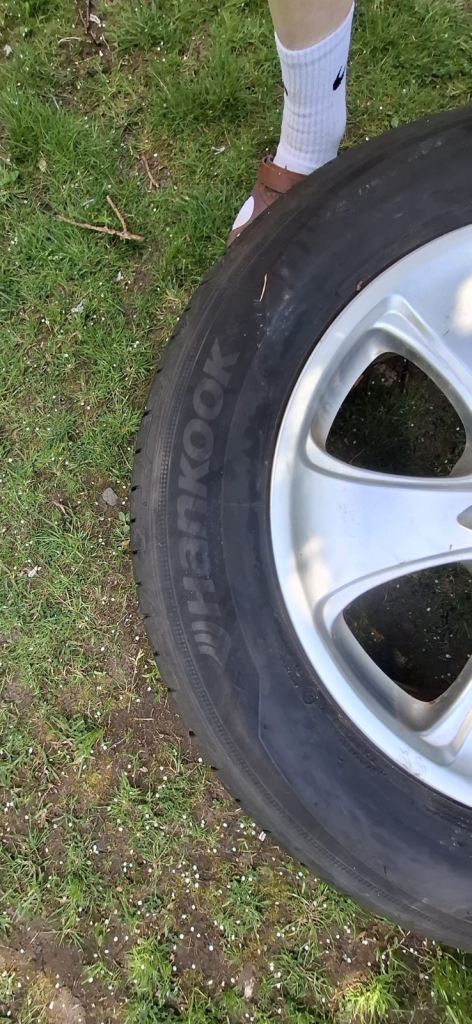 5 stud alloys and tyres