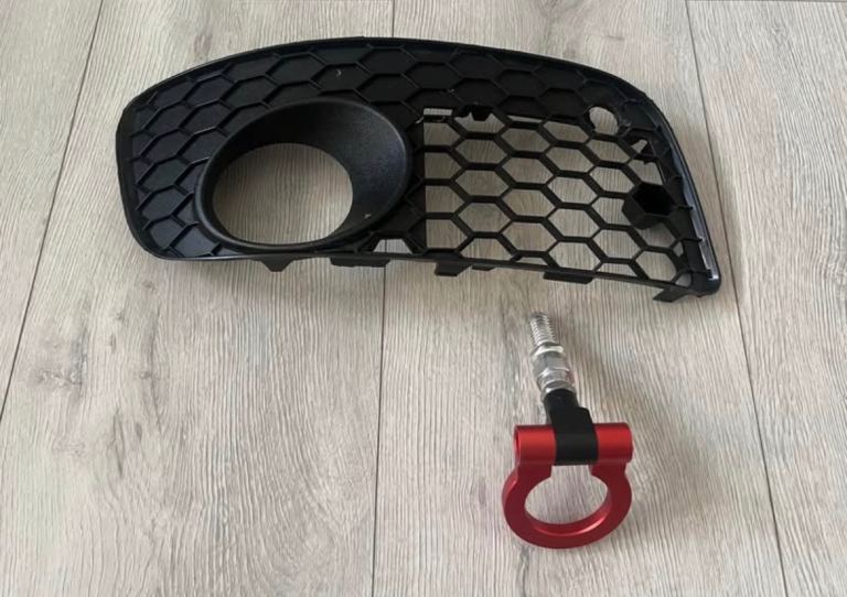 MK5 GTI TOW HOOK + GRILL