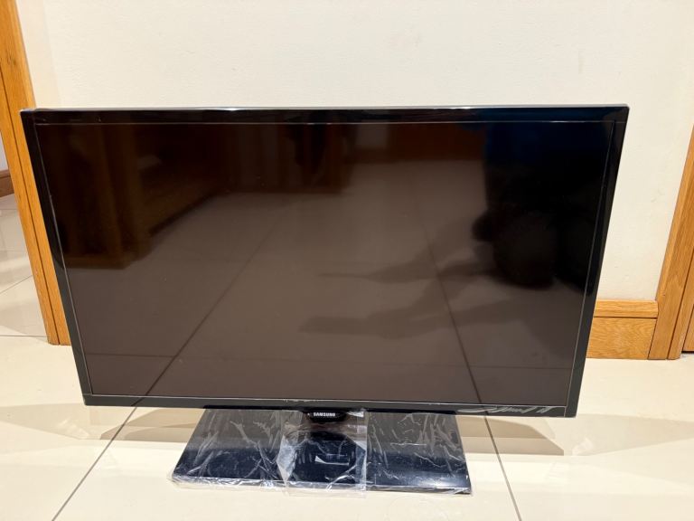 Samsung 32 inch full 1080p HD LED TV