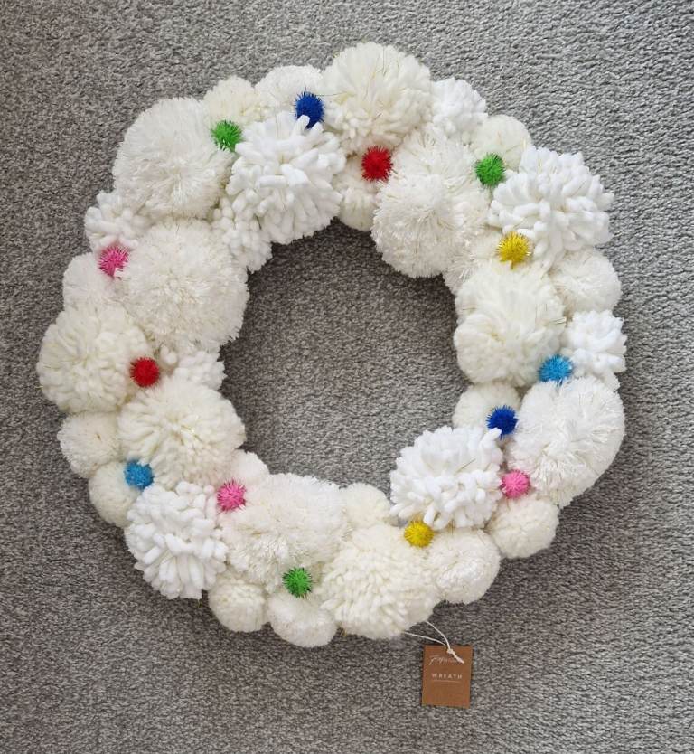 BNWT Paperchase wool wreath