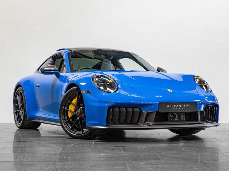 2024 Porsche 911 GTS t-Hybrid 2dr PDK COUPE PETROL/ELECTRIC Automatic
