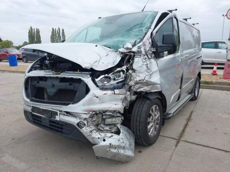 Breaking FORD TRANSIT CUSTOM 2.0 DIESEL 2018 STOCK NUMBER VY71