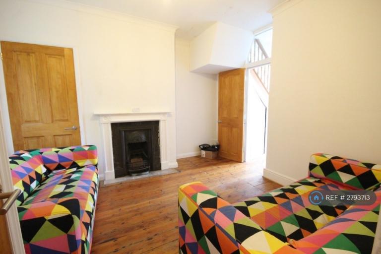 5 bedroom house in Milner Road, Brighton, BN2 (5 bed) (#2793713)