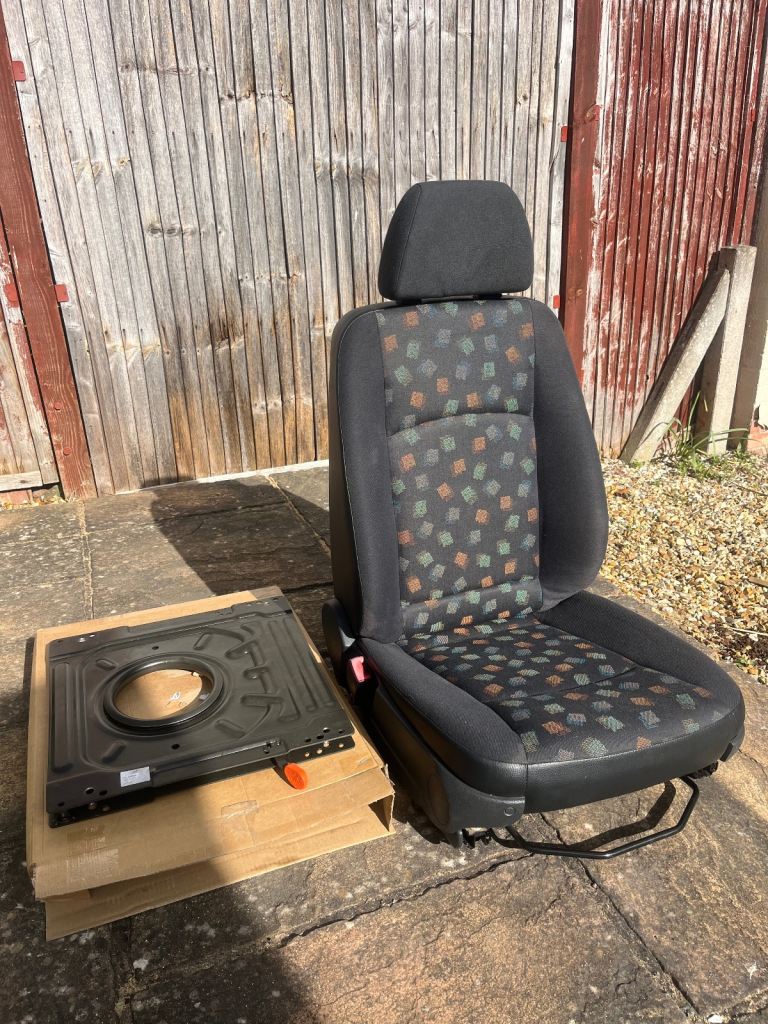 Mercedes Vito Single passenger seat and swivel base conversion Kit
