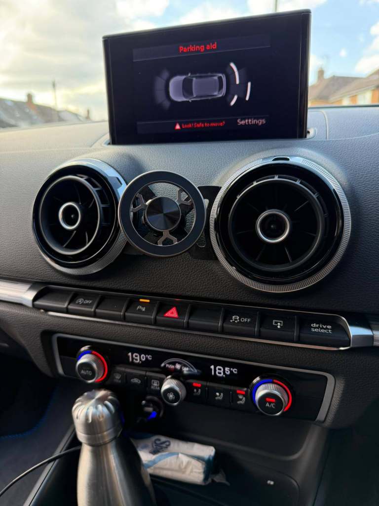 Audi, A3, Hatchback, 2014, Semi-Auto, 1598 (cc), 5 doors