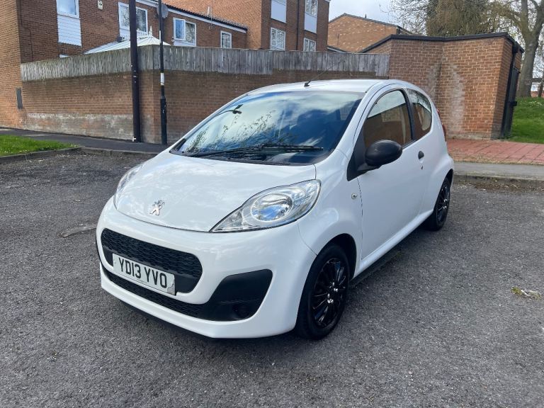 Peugeot, 107, Hatchback, 2013, Manual, 998 (cc), 3 doors