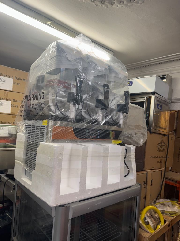 Commercial slush machine 3 bowls brand new Italian 🇮🇹 motor cafe shop restaurant 