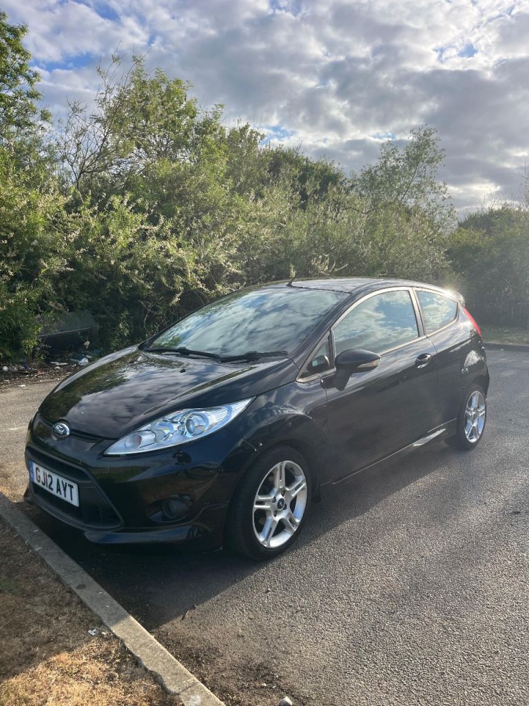 Ford, FIESTA, Hatchback, 2012, Manual, 1560 (cc), 3 doors