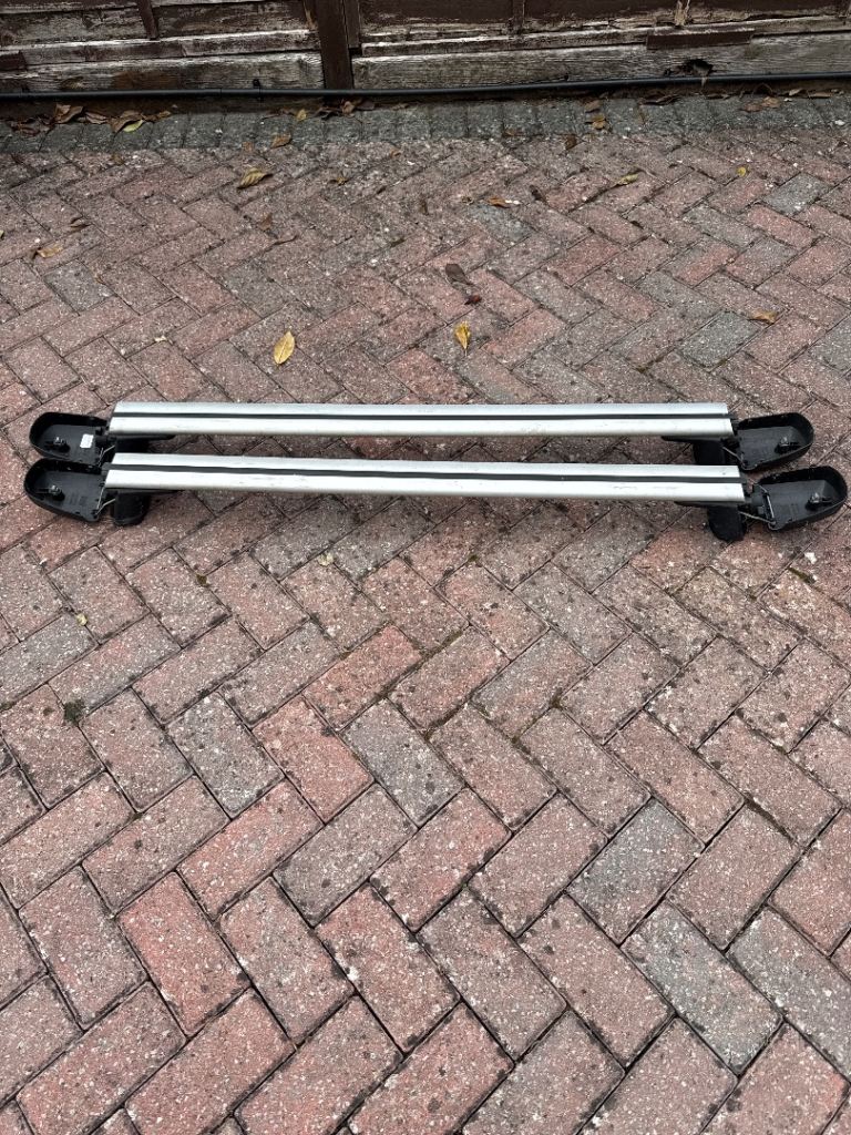 BMW CAR ROOF BARS/RACK