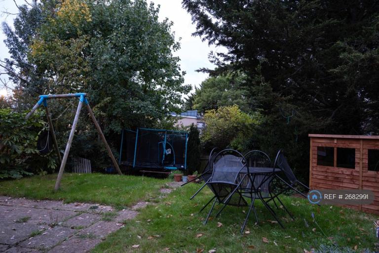 3 bedroom house in Ablett Close, Oxford, OX4 (3 bed) (#2682991)