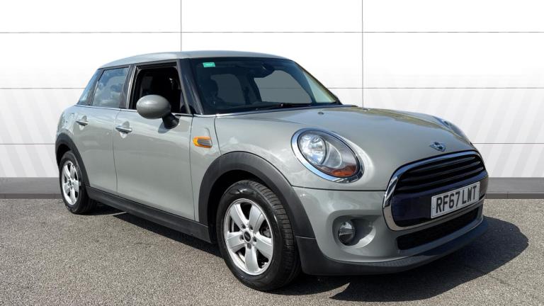 2018 MINI Hatch 1.5 Cooper 5dr Petrol Hatchback Hatchback Petrol Manual