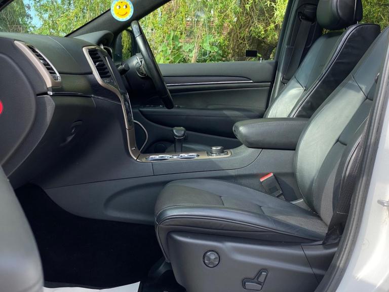 2015 Jeep Grand Cherokee 3.0 V6 CRD Summit Auto 4WD Euro 6 5dr ESTATE Diesel Automatic