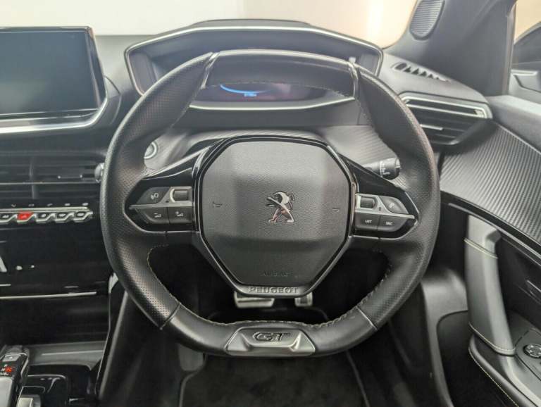 2021 Peugeot E-2008 50kWh GT SUV 5dr Electric Auto (136 ps) - SAT NAV, HEATED SEATS, ALLOY HATCHB...