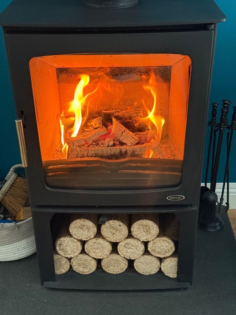 Log burner 