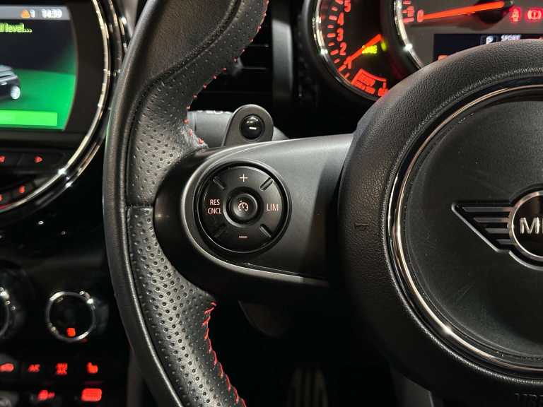 2019 MINI Hatch 2.0 Cooper S Sport II 3dr Auto HATCHBACK PETROL Automatic