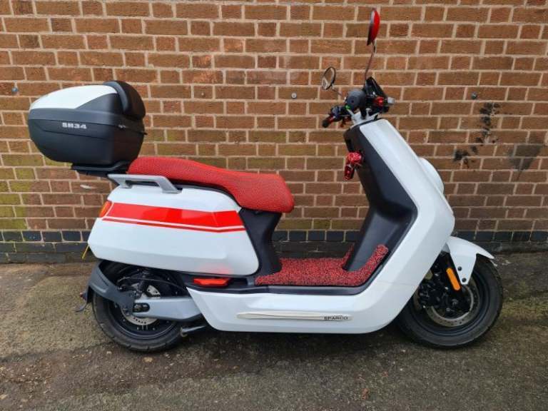 NIU N1S Electric Scooter 178 miles' (NOT NQi GTS MQI NGT CUX MGB)