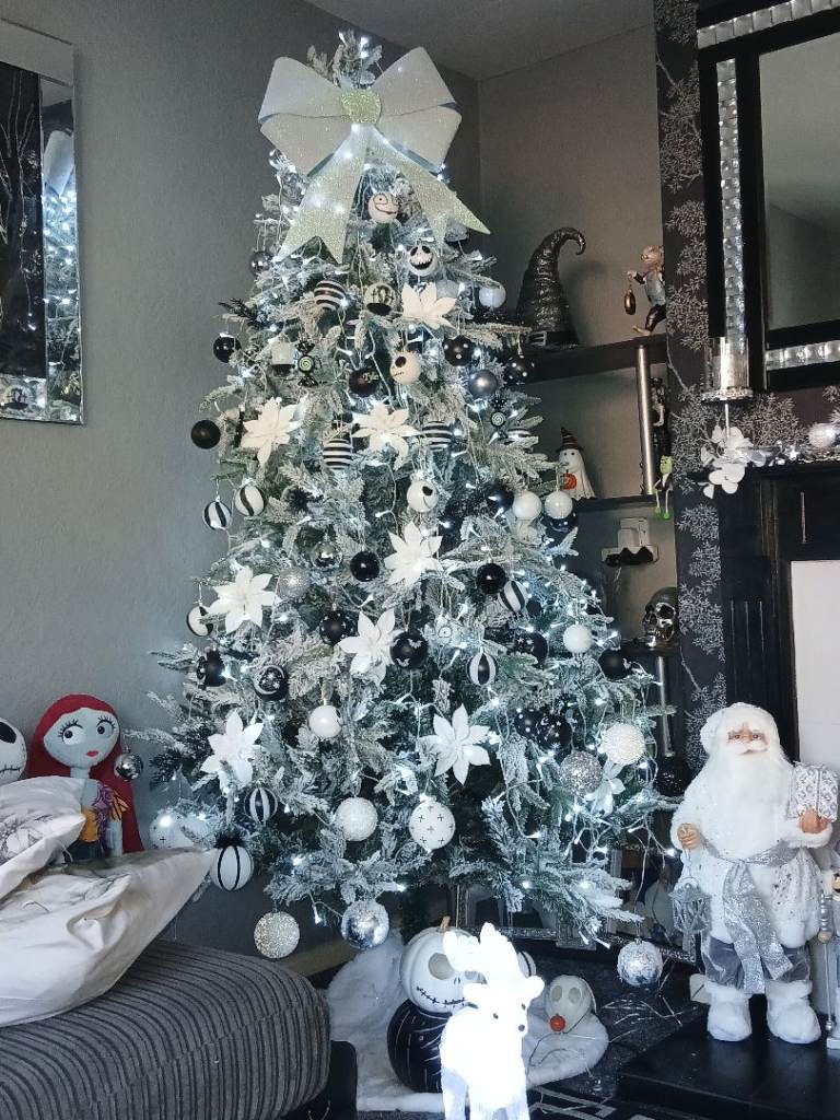 7ft flocked christmas tree