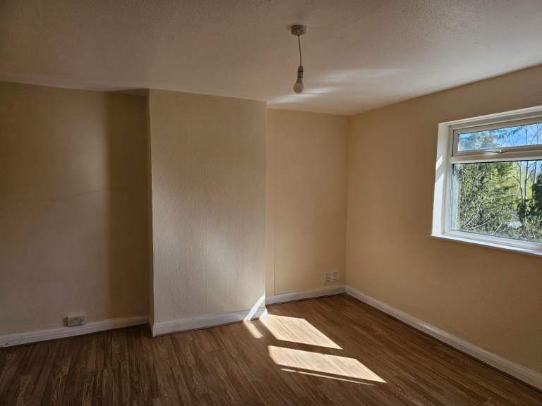 2 bedroom maisonette to rent