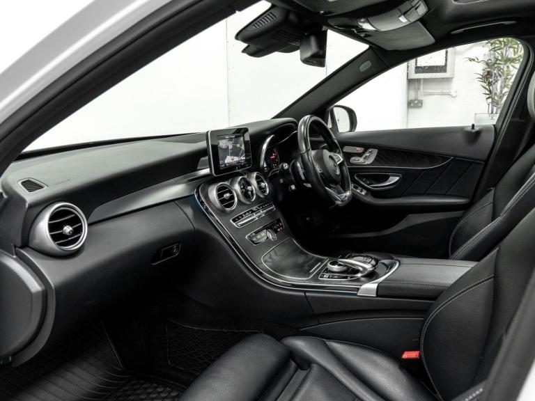 2017 Mercedes-Benz C Class C220d AMG Line Premium 5dr 9G-Tronic ESTATE DIESEL Automatic