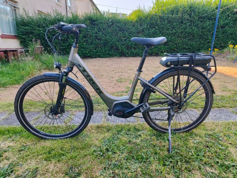 Electric Bike Trek Verve+ 2 Lowstep Grey XS