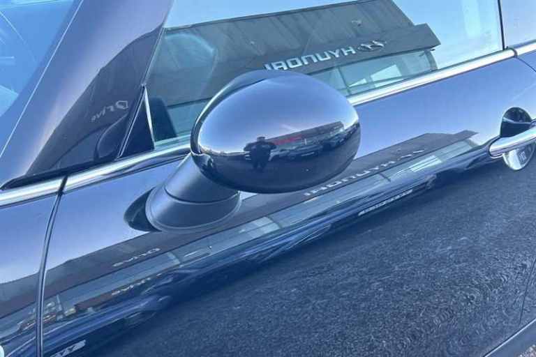 2018 MINI Hatch 1.5 Cooper Hatchback 3dr Petrol Steptronic Euro 6 (s/s) (136 ps) Hatchback Petrol...