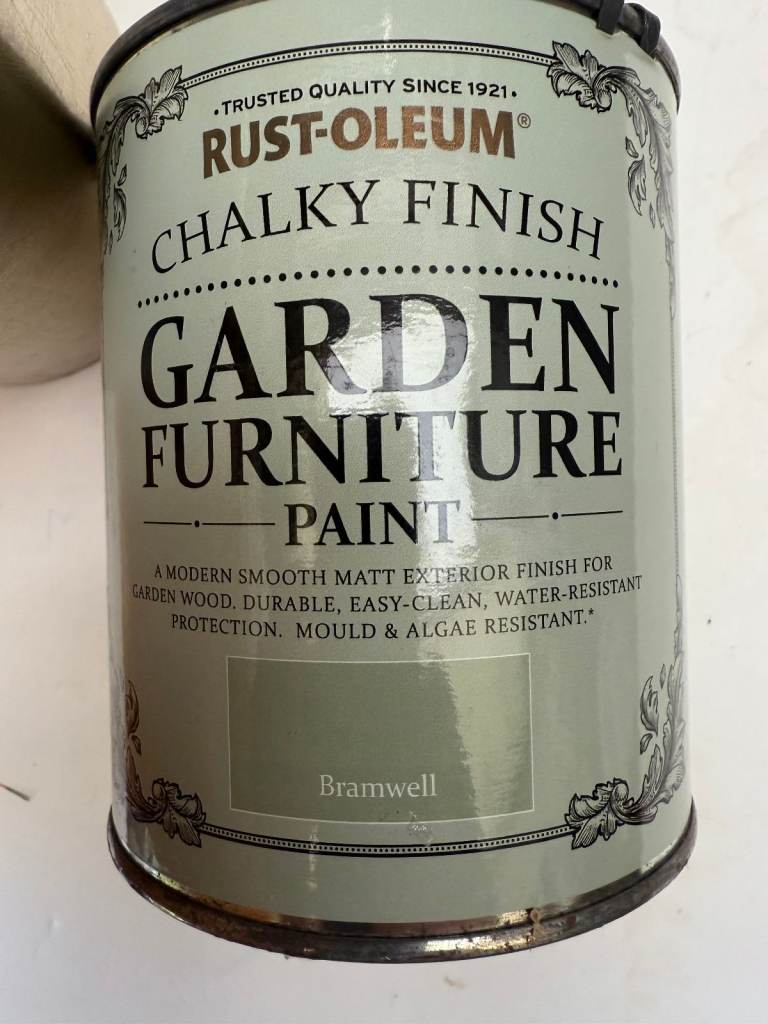 RUST-OLEUM Chalky Finish Garden Furniture Paint Bramwell Green