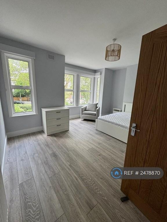 5 bedroom house in Alfoxton Avenue, London, N15 (5 bed) (#2478870)