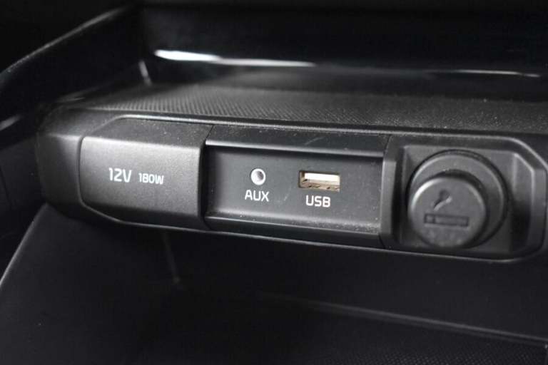 2019 Kia Stonic 1.0 T Gdi 4 Suv 5dr Petrol Dct Euro 6 (s/s) (118 Bhp) HATCHBACK Petrol Automatic