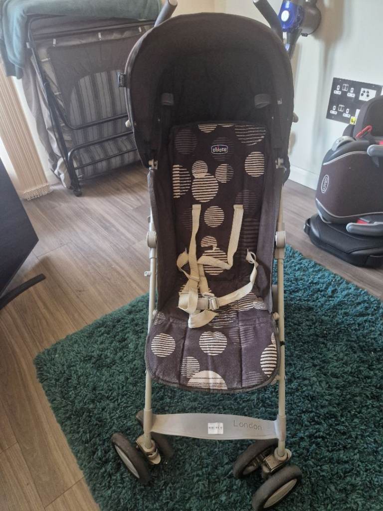 Chicco Pushchair Stroller – Good Condition