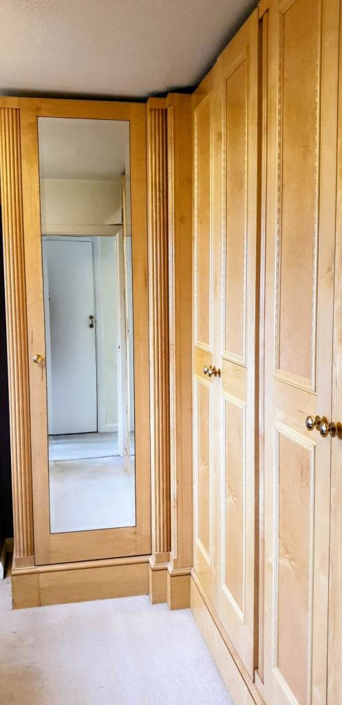 *REDUCED* Custom Solid Oak Wardrobe Set with Mirror Doors