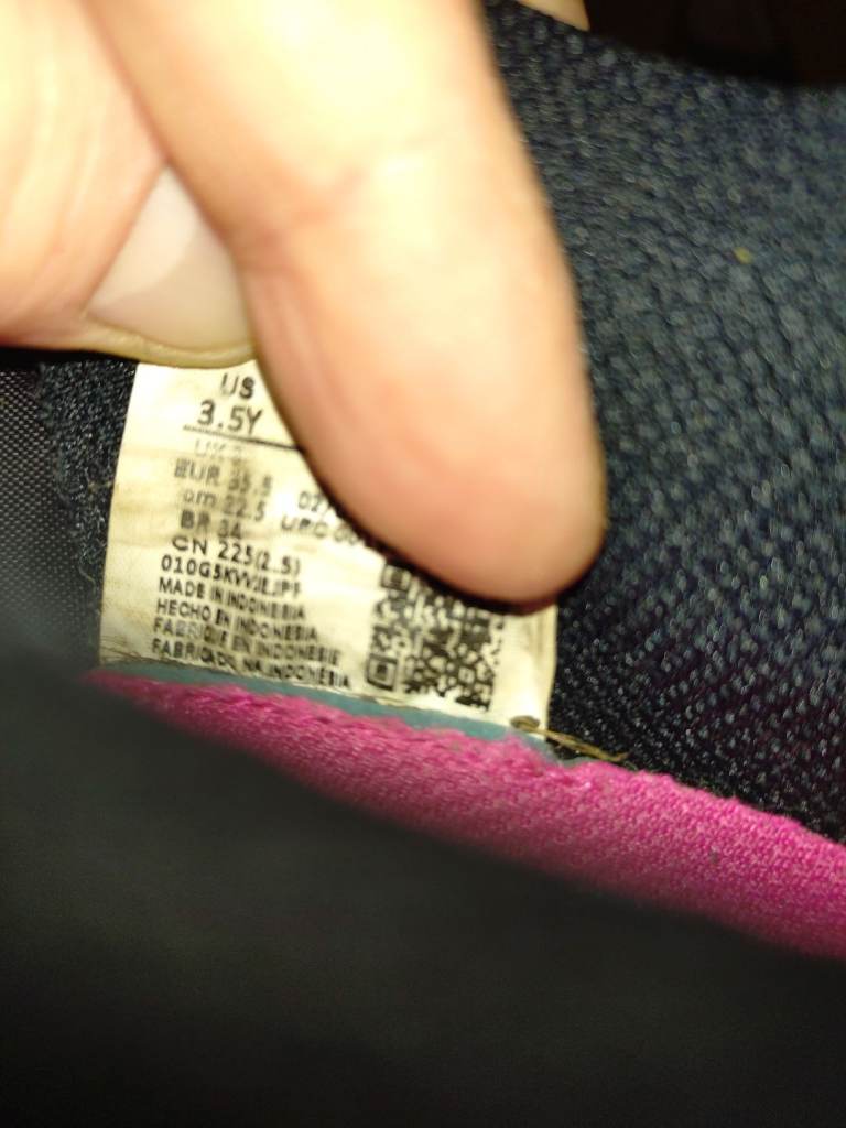 Nike Phantom GT Football Boots Size 3