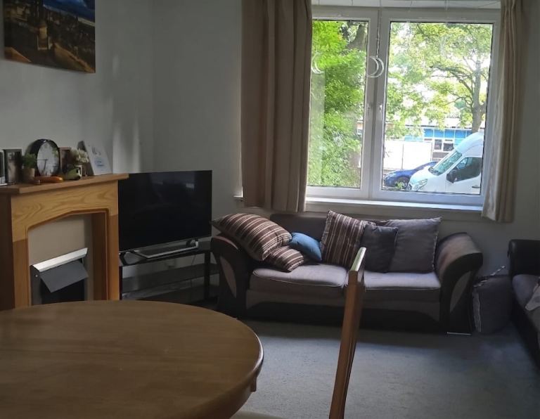 One bedroom flat available for short term let