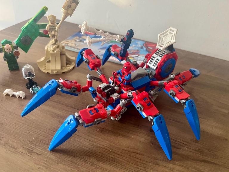 LEGO Marvel Spider-Man's Spider Crawler 76114 – Good Condition