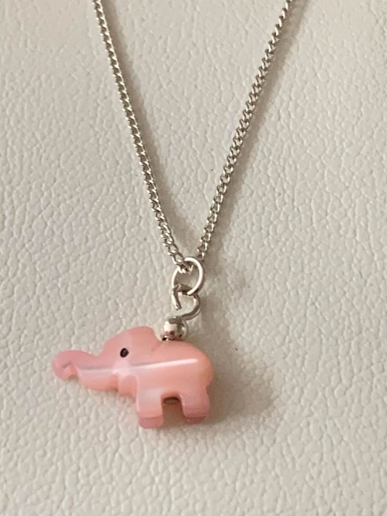 Rare Vintage Pink Mother Of Pearl Carved Elephant Necklace 16" Sterling Silver 925 Curb Chain 