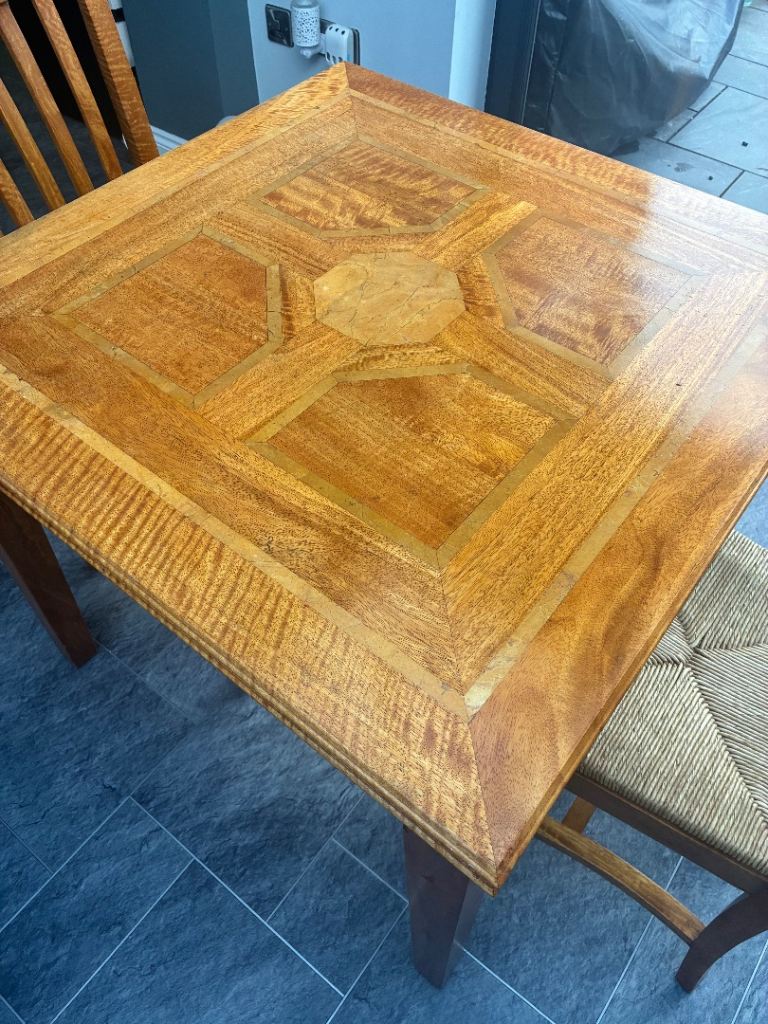 Dining Table with optional chairs 