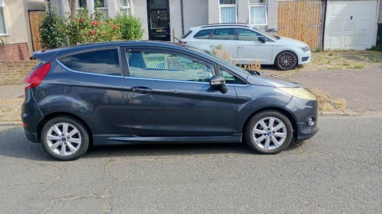 2009 Ford Fiesta 1.6 Titanium Diesel £20 Year Road Tax