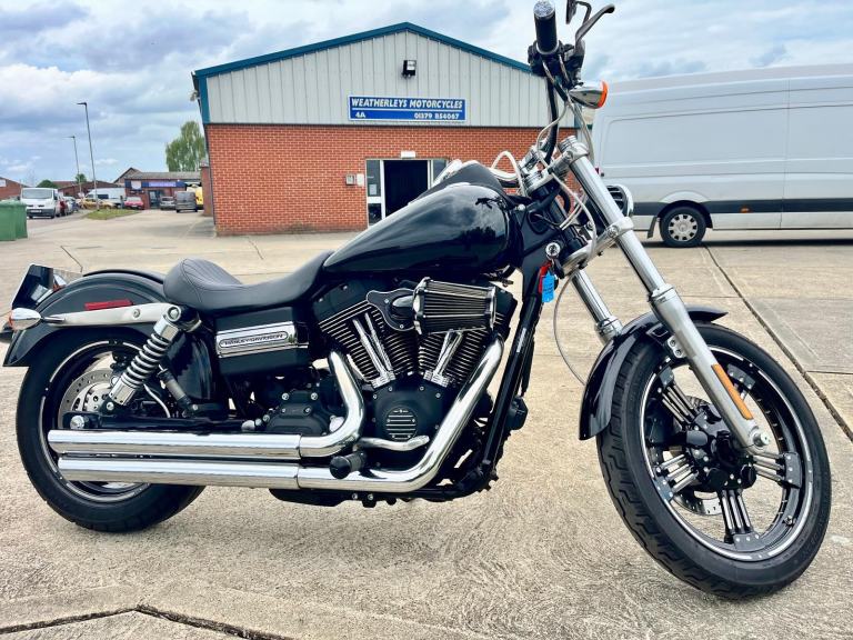 Harley-Davidson FXDB STREET BOB 1584cc IN OUTSTANDING ALLROUND CONDITION