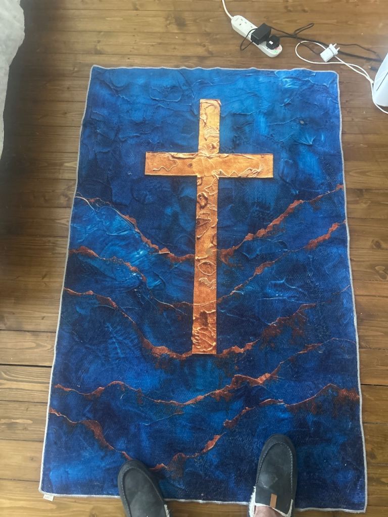 Cross carpet 