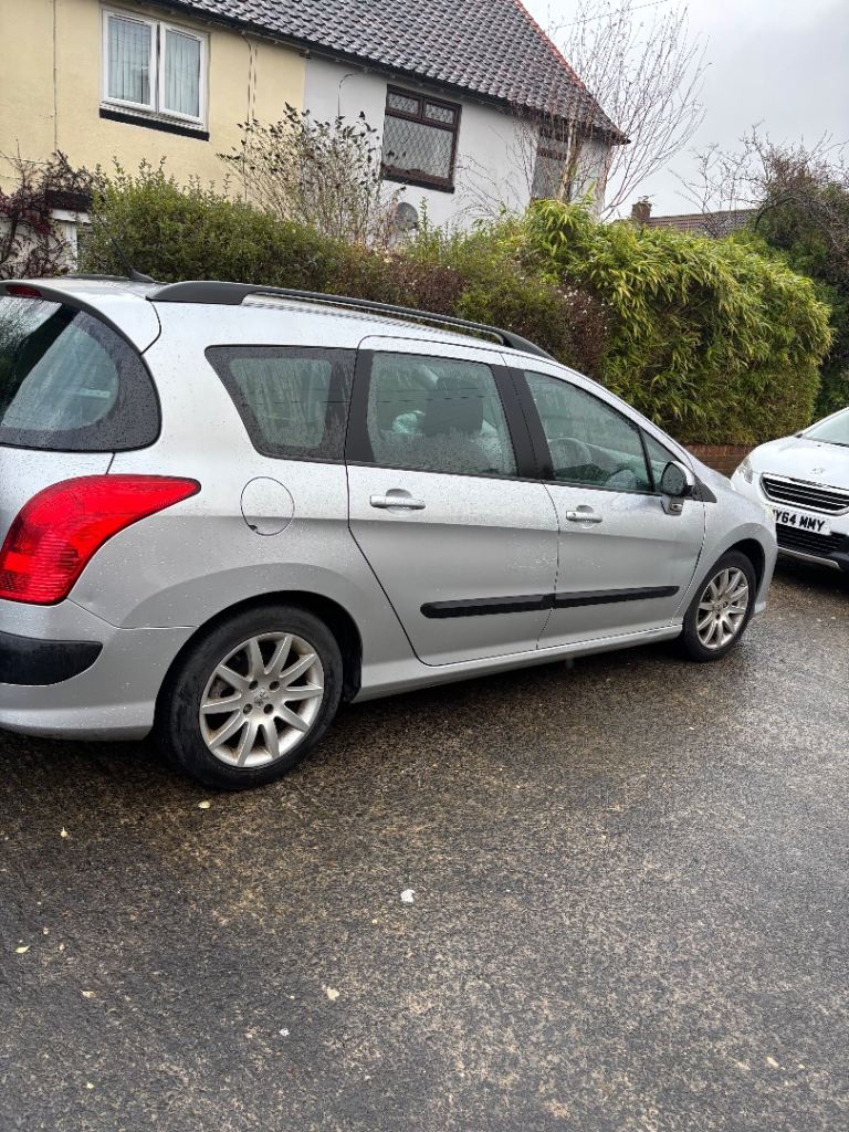 Cheap Peugeot, 308, Estate, 2011, Manual, 1560 (cc),5 doors for sale in Newcastle upon Tyne, Tyne and Wear