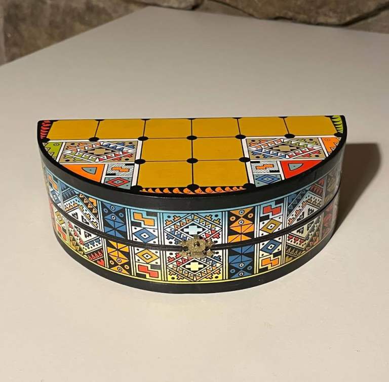 Rare Peruvian Llama Solitaire Game