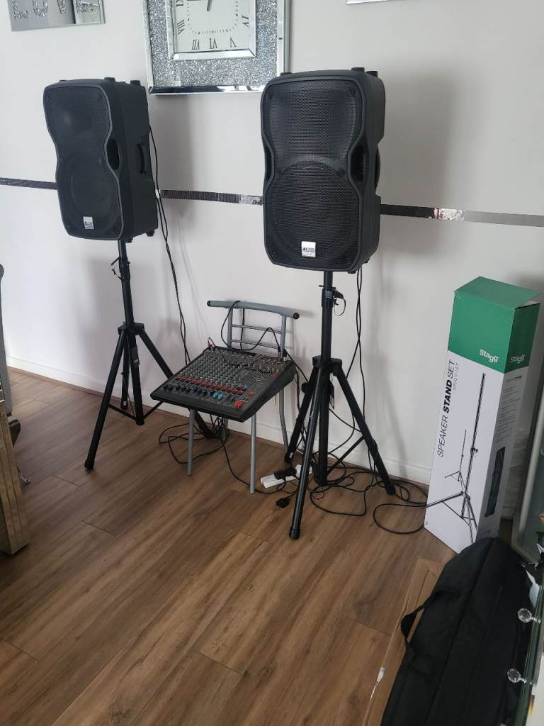 Alto Speakers with Stands and Mixer – Good Condition