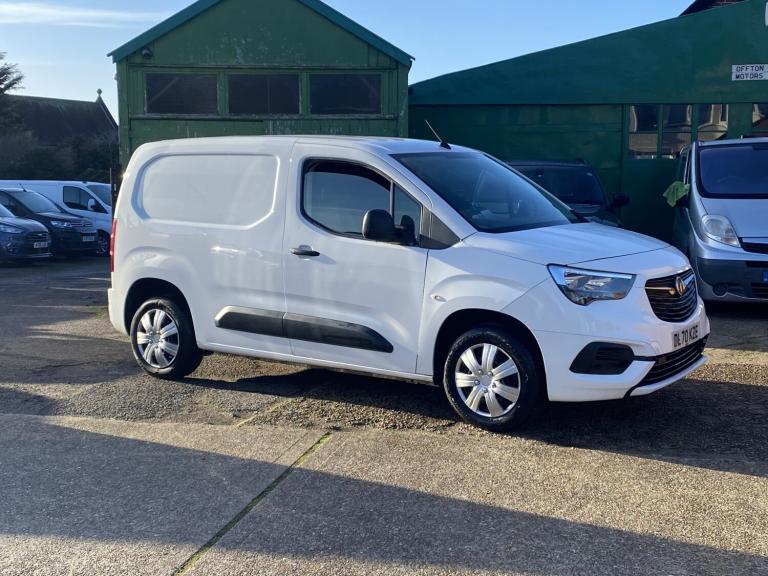 VAUXHALL COMBO 1.6 Turbo D 2300 Sportive 2020
