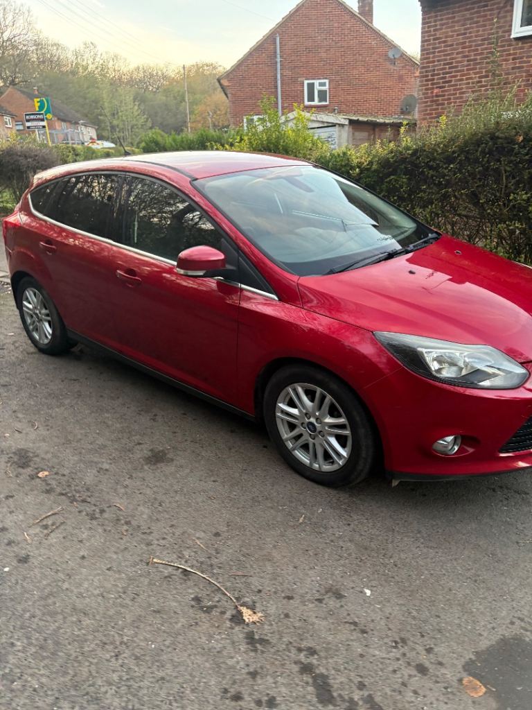 Ford, FOCUS, Hatchback, 2012, Manual, 1560 (cc), 5 doors