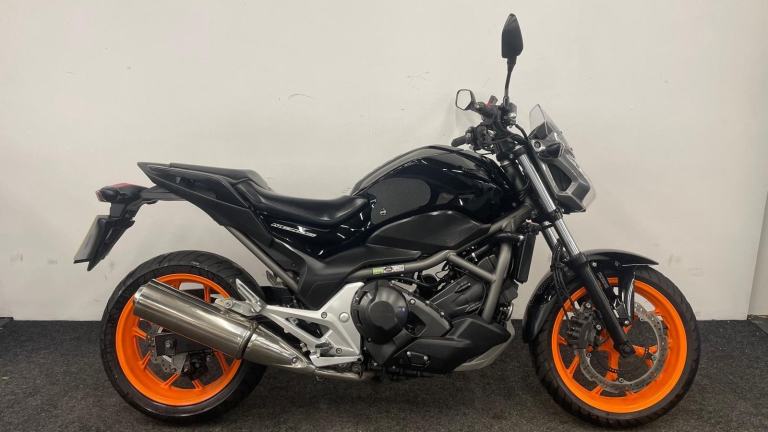 2014 HONDA NC700S DCT ** FSH - LOW SEAT HEIGHT - HELMET STORAGE **