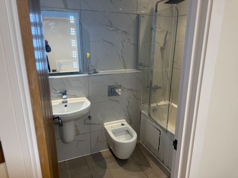 1 Bedroom Ground Floor Flat is available to rent in West Drayton UB7