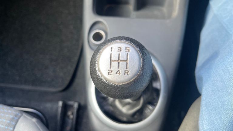 Suzuki, SWIFT, Hatchback, 2010, Manual, 1328 (cc), 3 doors