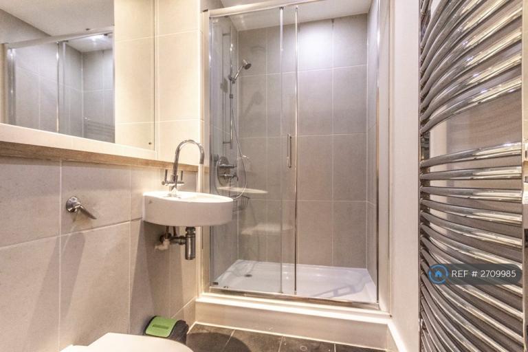 2 bedroom flat in St. Martins Gate, Birmingham, B2 (2 bed) (#2709985)