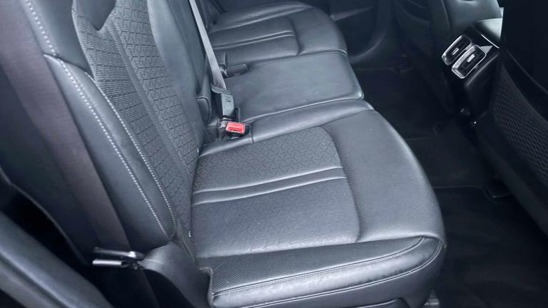 2021 Kia Sorento 1.6 T-GDi HEV 3 5dr Auto SUV Hybrid Ele Automatic