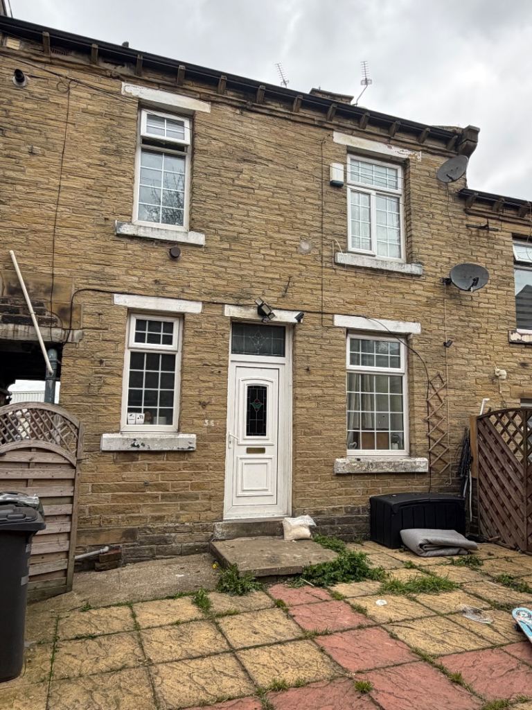 3 Bedroom house to rent in BD5